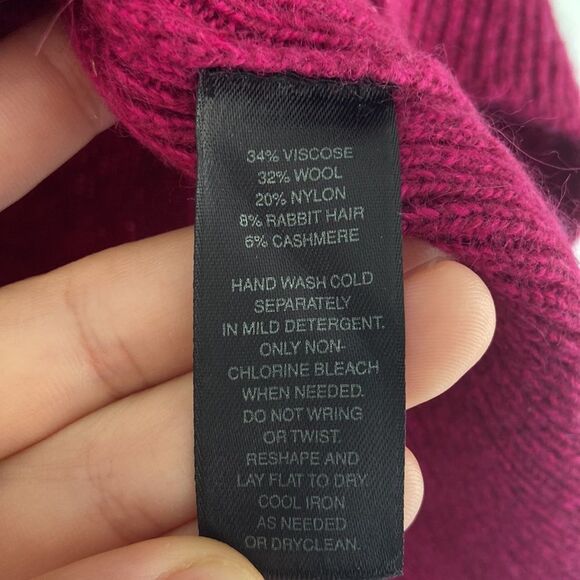 White House Black Market CASHMERE WOOL BLEND Off The Shoulder Sweater Sz Xs - Picture 4 of 6